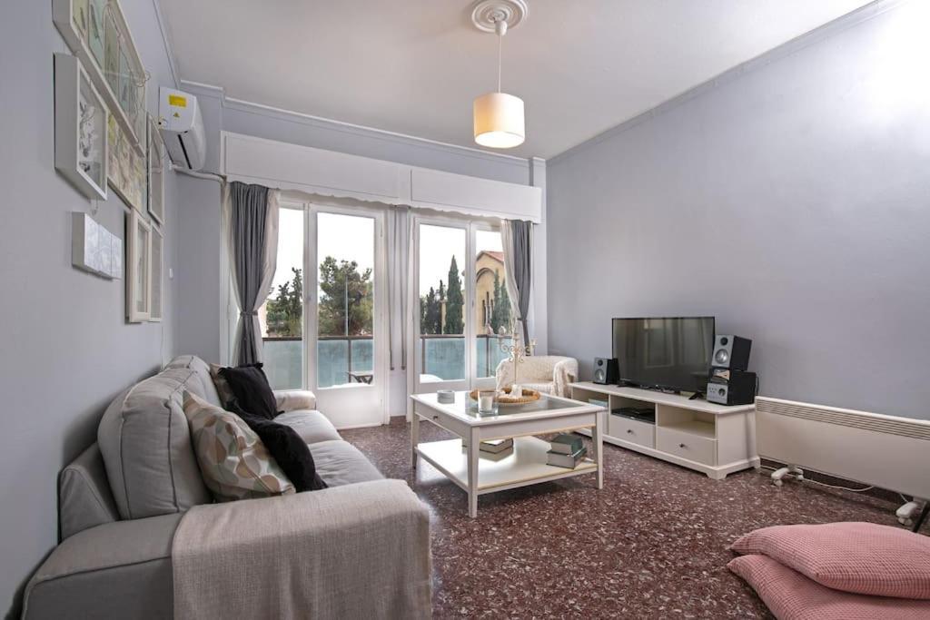 Cosy Apartment With Acropolis View アテネ エクステリア 写真