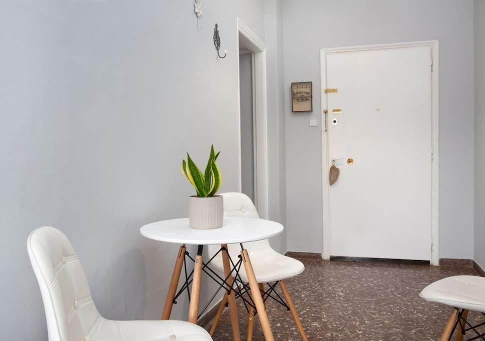 Cosy Apartment With Acropolis View アテネ エクステリア 写真